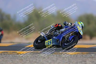 media/Sep-24-2022-CVMA (Sat) [[a45f954247]]/Race 14 Amateur Supersport Open/